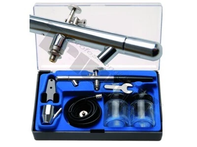 Striekacia airbrush pištoľ